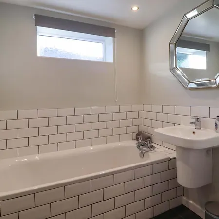 5 Hamilton Terrace Pateley Bridge